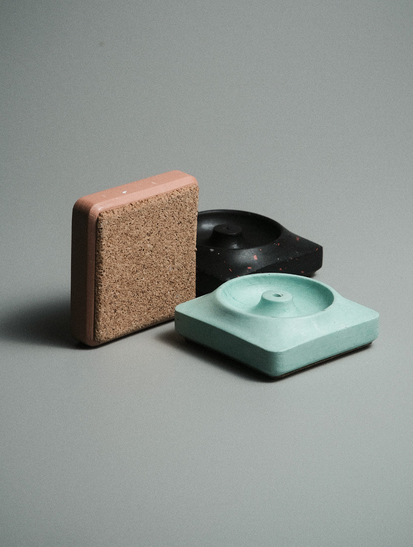 Kaze Jesmonite incense stand top view — minimal ritual object by Kuro Design India