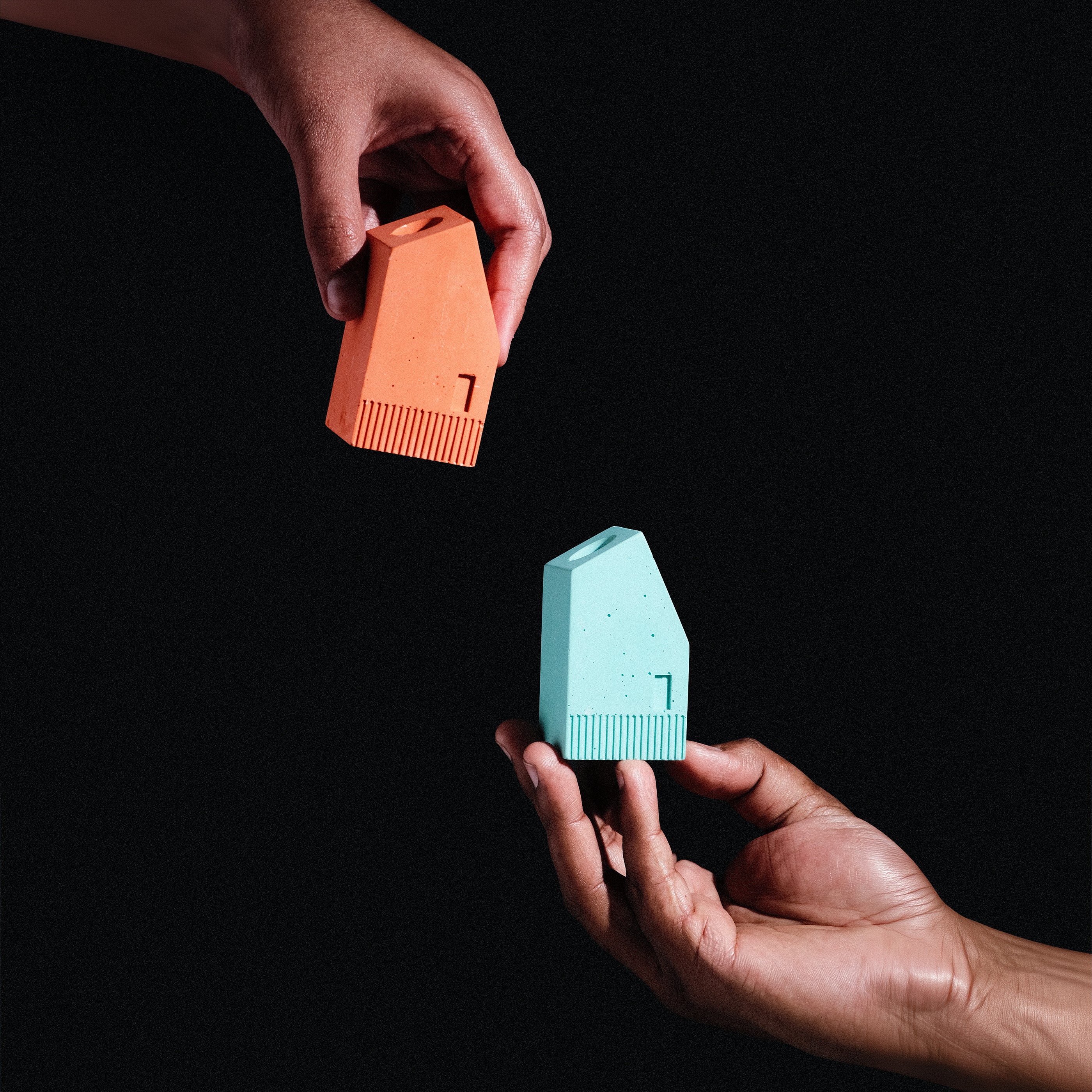 Koya Pen Stand with a deep chimney slot that holds one pen upright, minimal Jesmonite desk organiser by Kuro Design